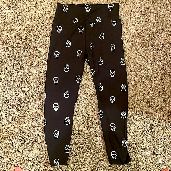 Nanette Lepore Silver Skull Leggings - Picture 3 of 8